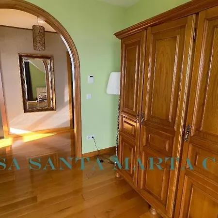 Casa Santa Marta Cies * كانجاس دي مورازو