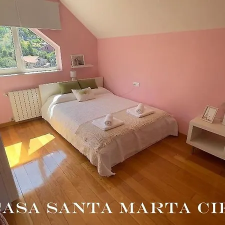 بيت للعطل Casa Santa Marta Cies *