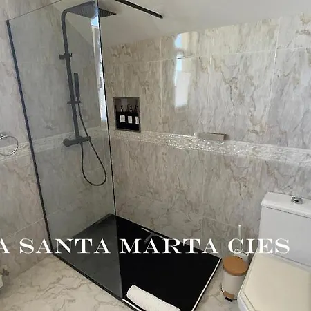 Casa Santa Marta Cies *